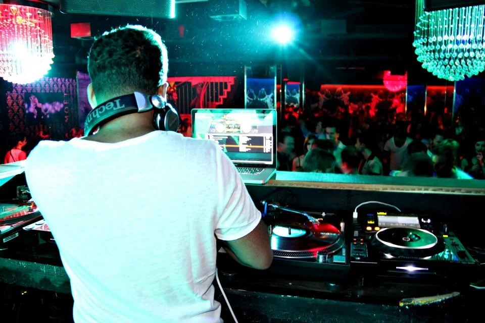 dj paul arthur live at le ciel